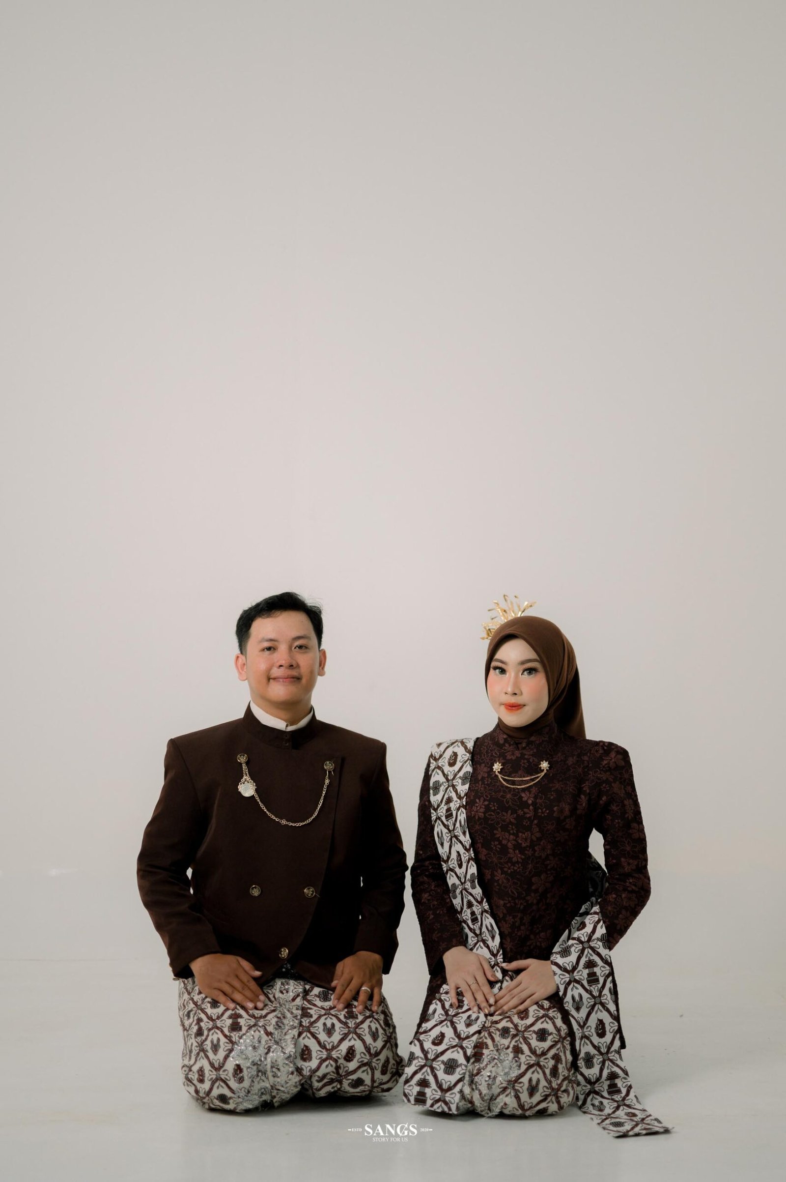 Menjalin Hubungan