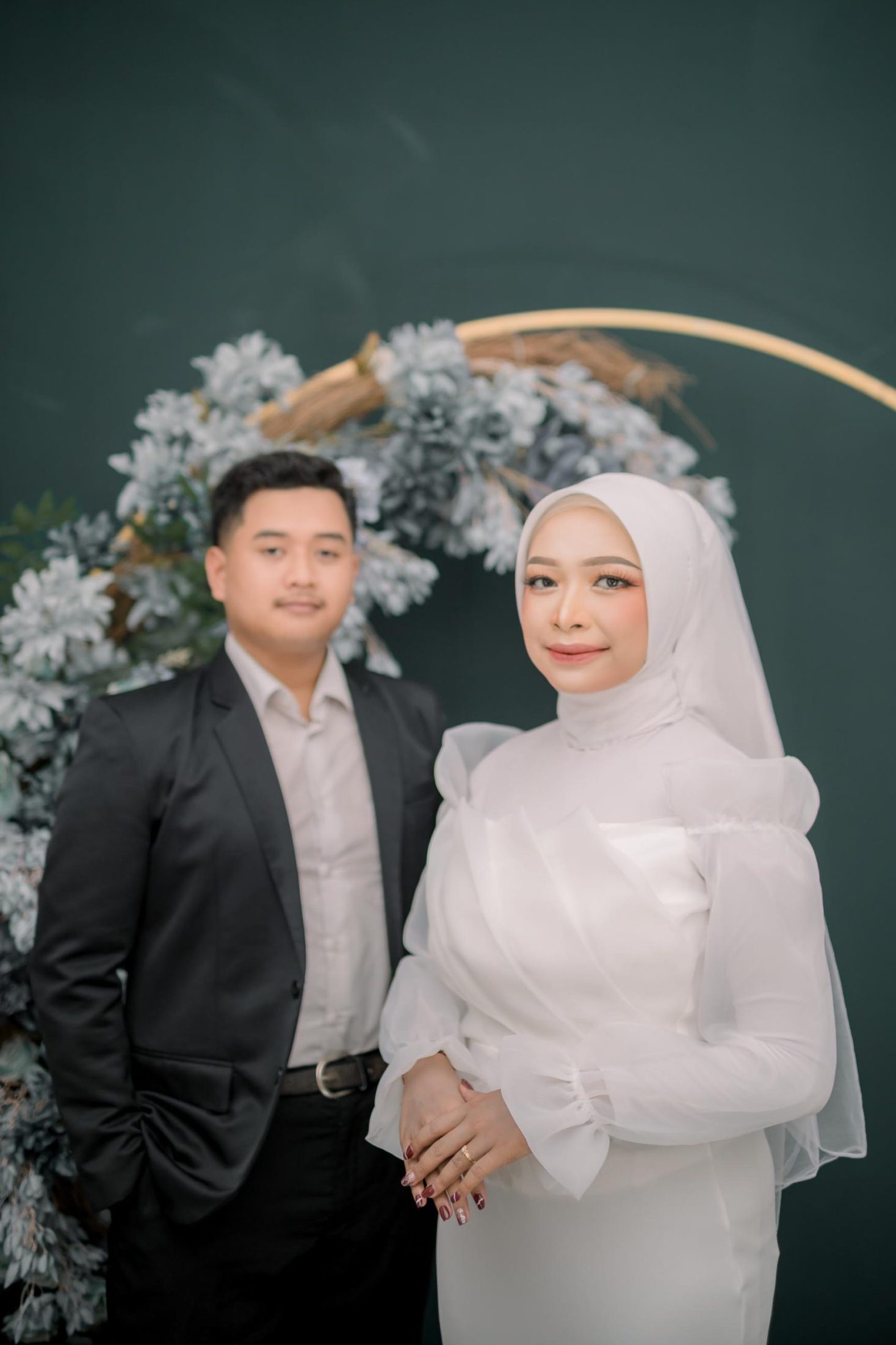 Menjalin Hubungan